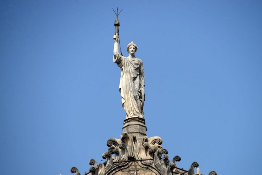 Statue of Progress located on the central dome at CST
